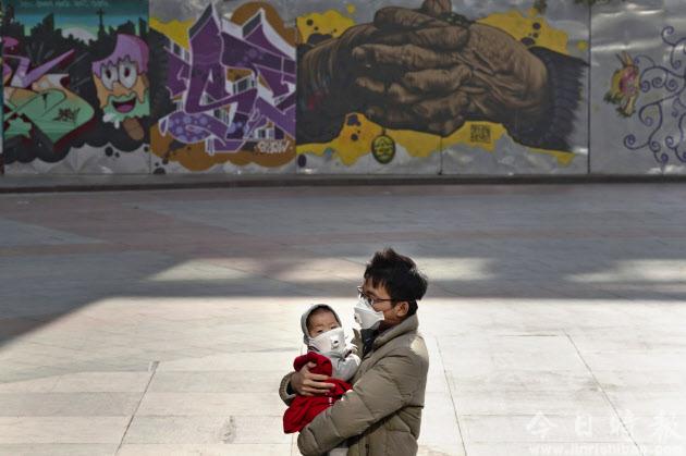 英媒：中国年轻男性生殖能力骤降 出生率正遭受打击