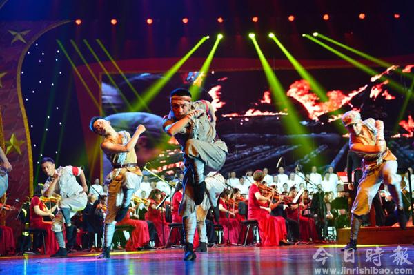南昌举行纪念红军长征胜利80周年交响音乐会