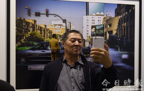 新华社“‘一带一路’全球行”摄影作品展亮相北京国际摄影周