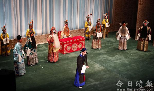 中国国家京剧院英国上演《将相和》